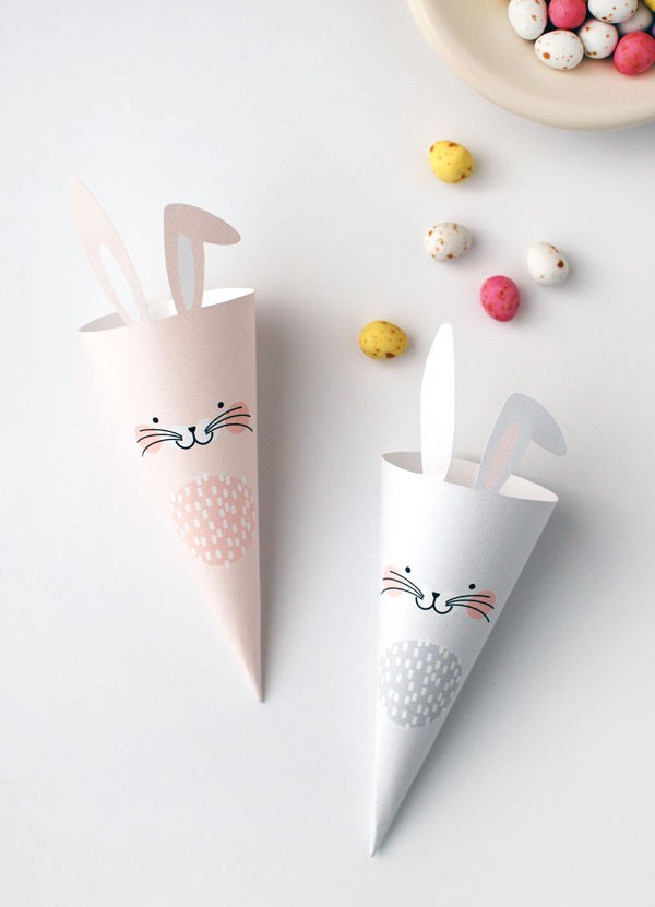 Easter-Bunny-printable-treat-cones_via_We-Are_scout-600x831